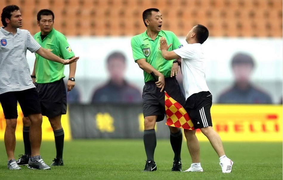 并通过校队 并通过校队